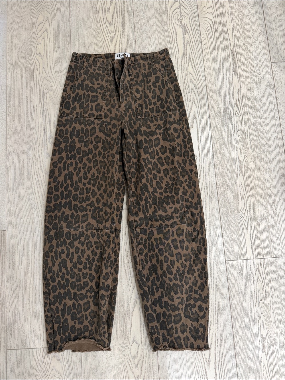 LE JOG Brown Leopard Print Pull-On Joggers